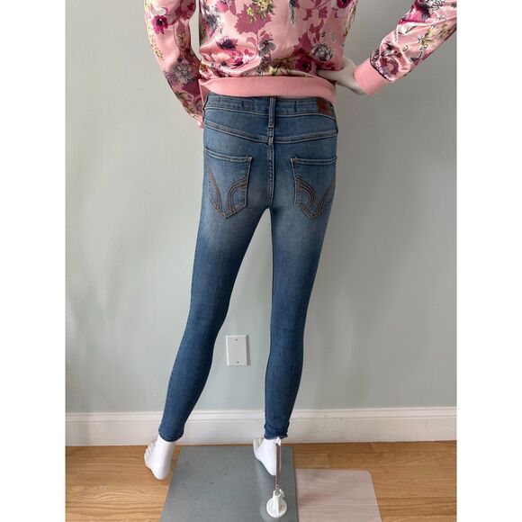Hollister Women's Mid-Rise Ripped Light Wash Super Skinny Jeans size 0S, 24 - Picture 3 of 11